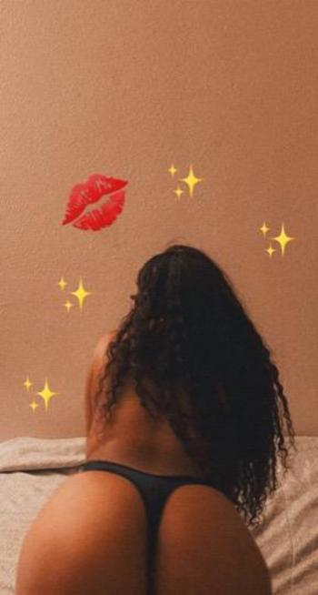 Mya, 23  female escort, Minneapolis