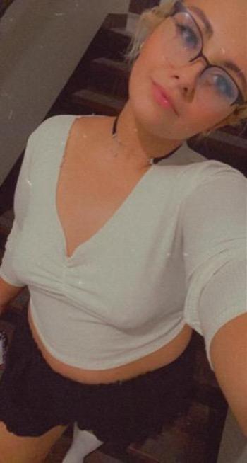 Dani with an I, 26  female escort, Minneapolis