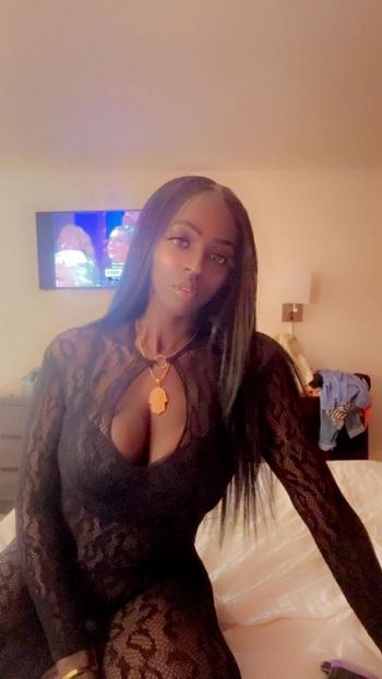 Desire , 28  female escort, Minneapolis