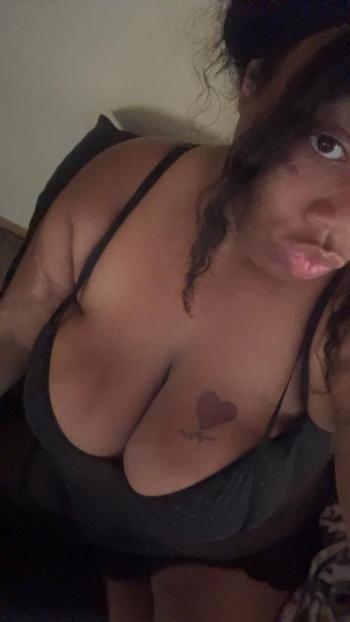 Star, 25  female escort, Minneapolis