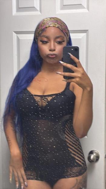 Persuasion , 20  female escort, Minneapolis