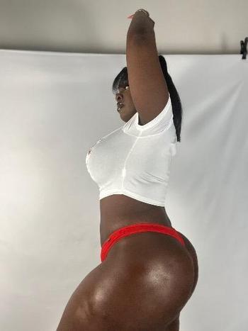 Chanel, 27  female escort, Minneapolis