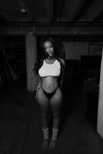 Karissa, 24  female escort, Minneapolis